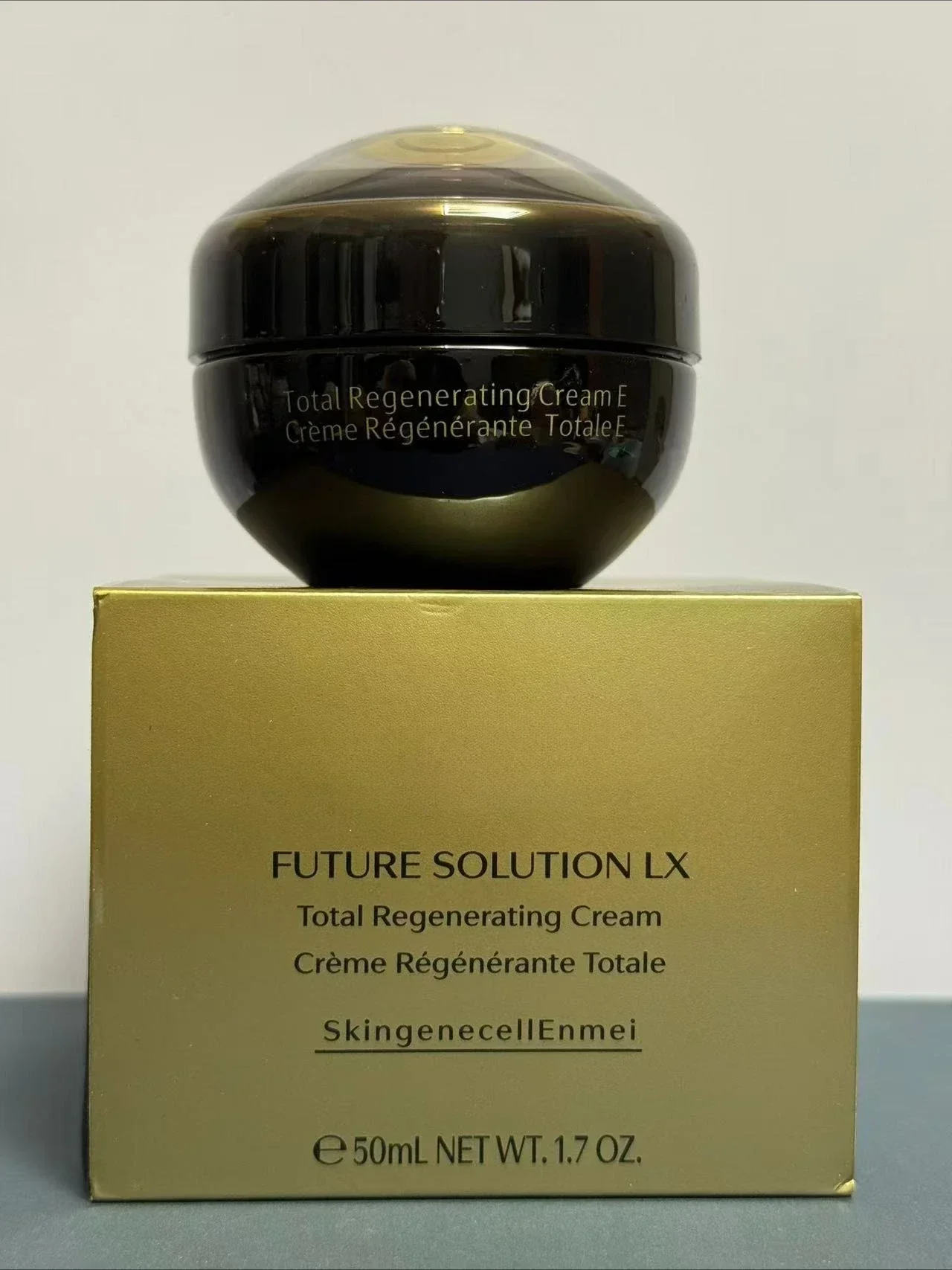 베스트셀러 스킨케어 나이트 크림 토탈 리제너레이팅 크림 - Skincare 리뷰 및 가격